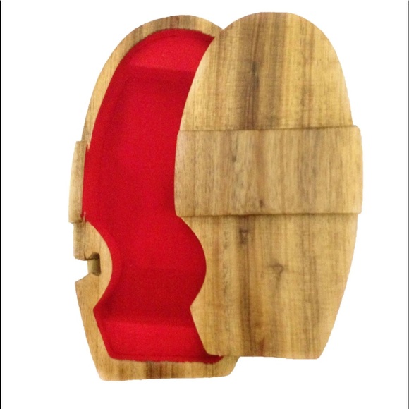 Carver Dan “Two Parrots” Puzzle Box - Picture 4 of 5